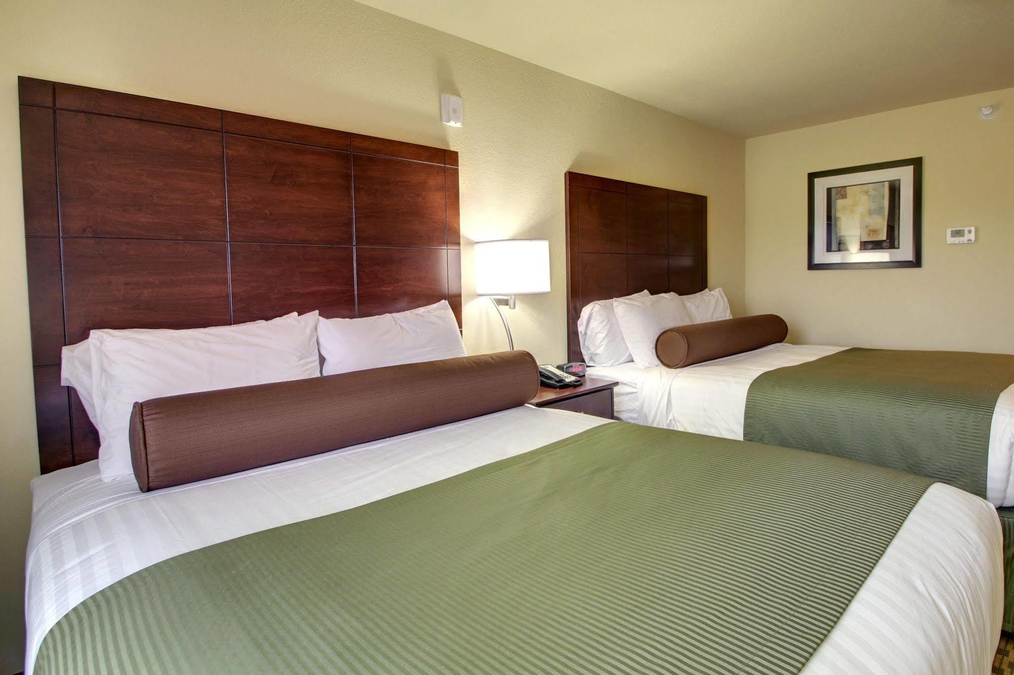 Cobblestone Inn And Suites - Ітон Екстер'єр фото